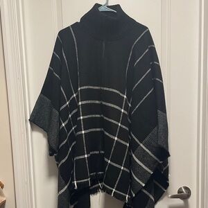 NWOT Marc New York Black and White Checkered Poncho